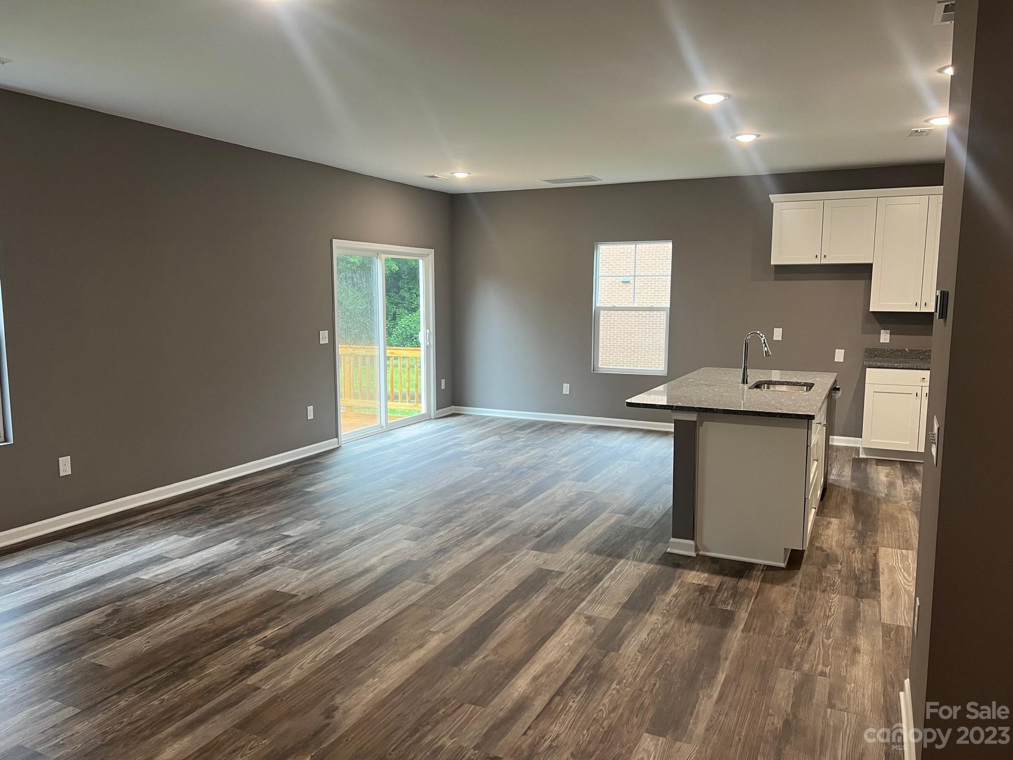 Photo 5 of 117 Edgewood Avenue