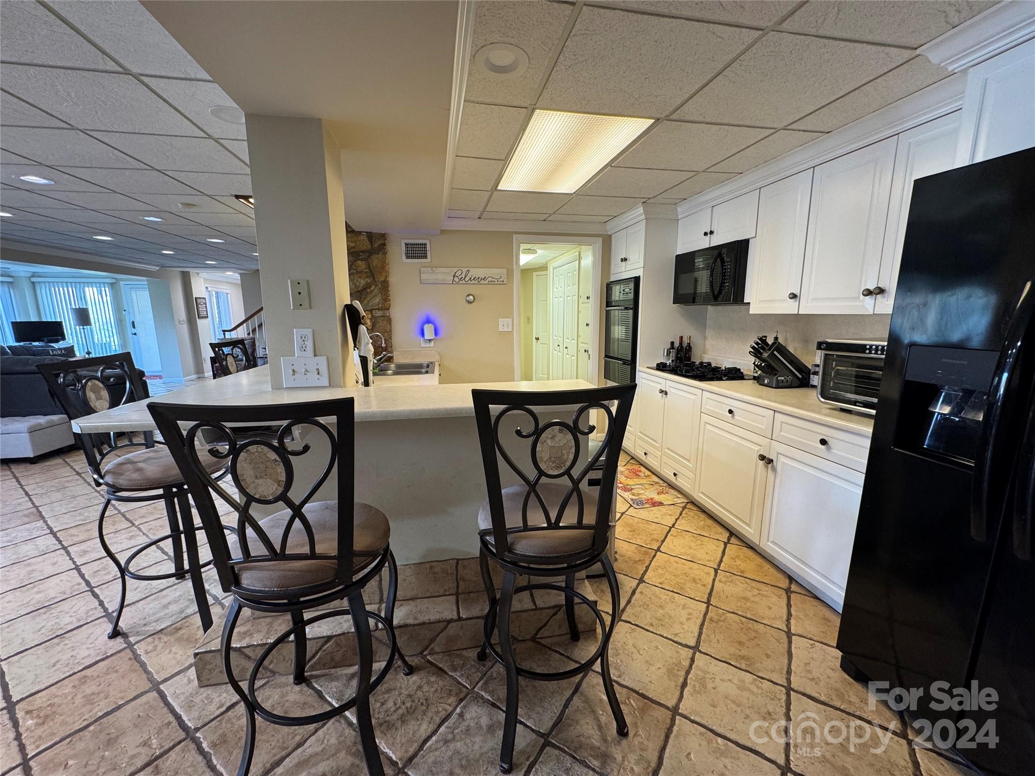 Photo 33 of 121 48th Avenue NE