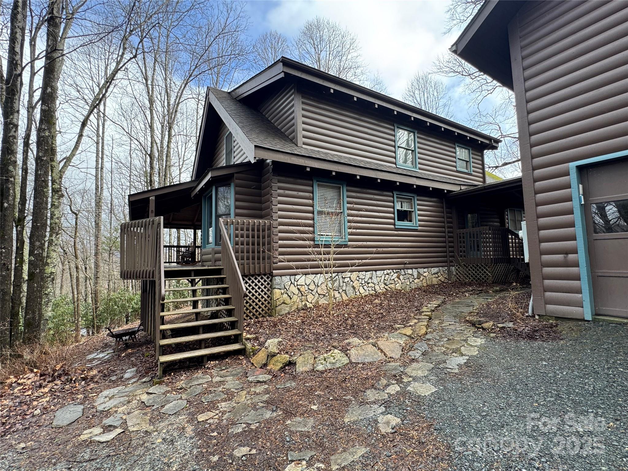 285 Fox Cove Road S, Boone