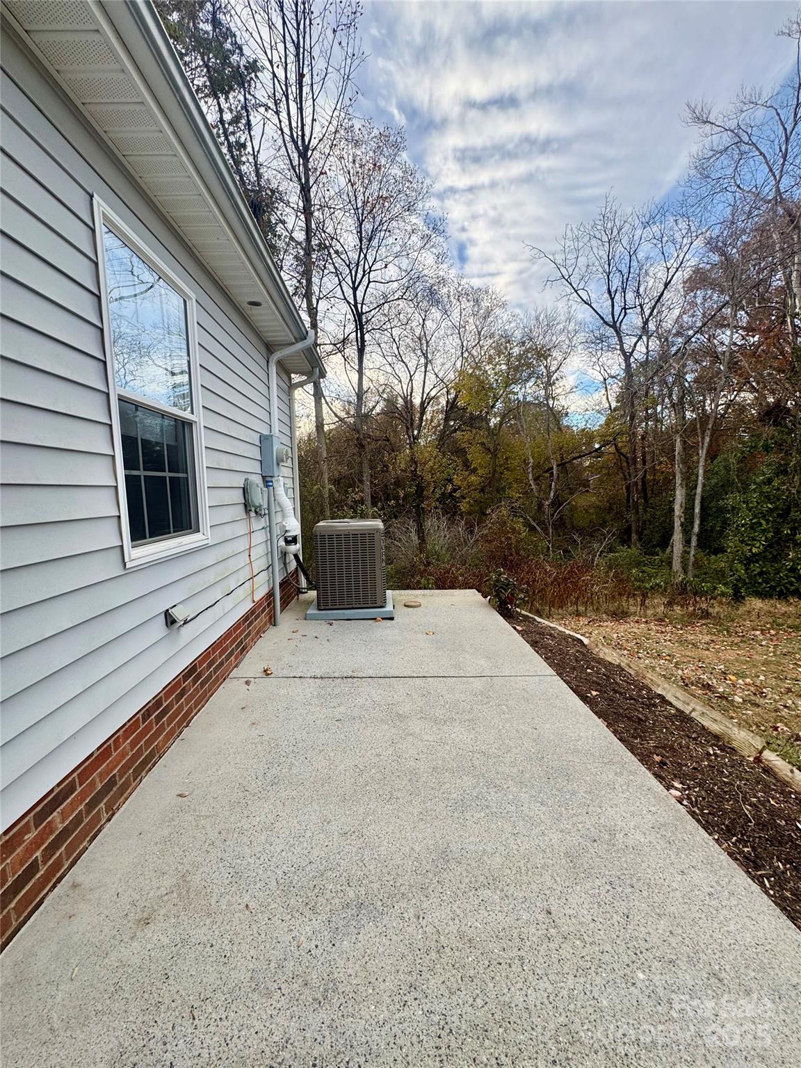 Photo 4 of 117 24th Street NW