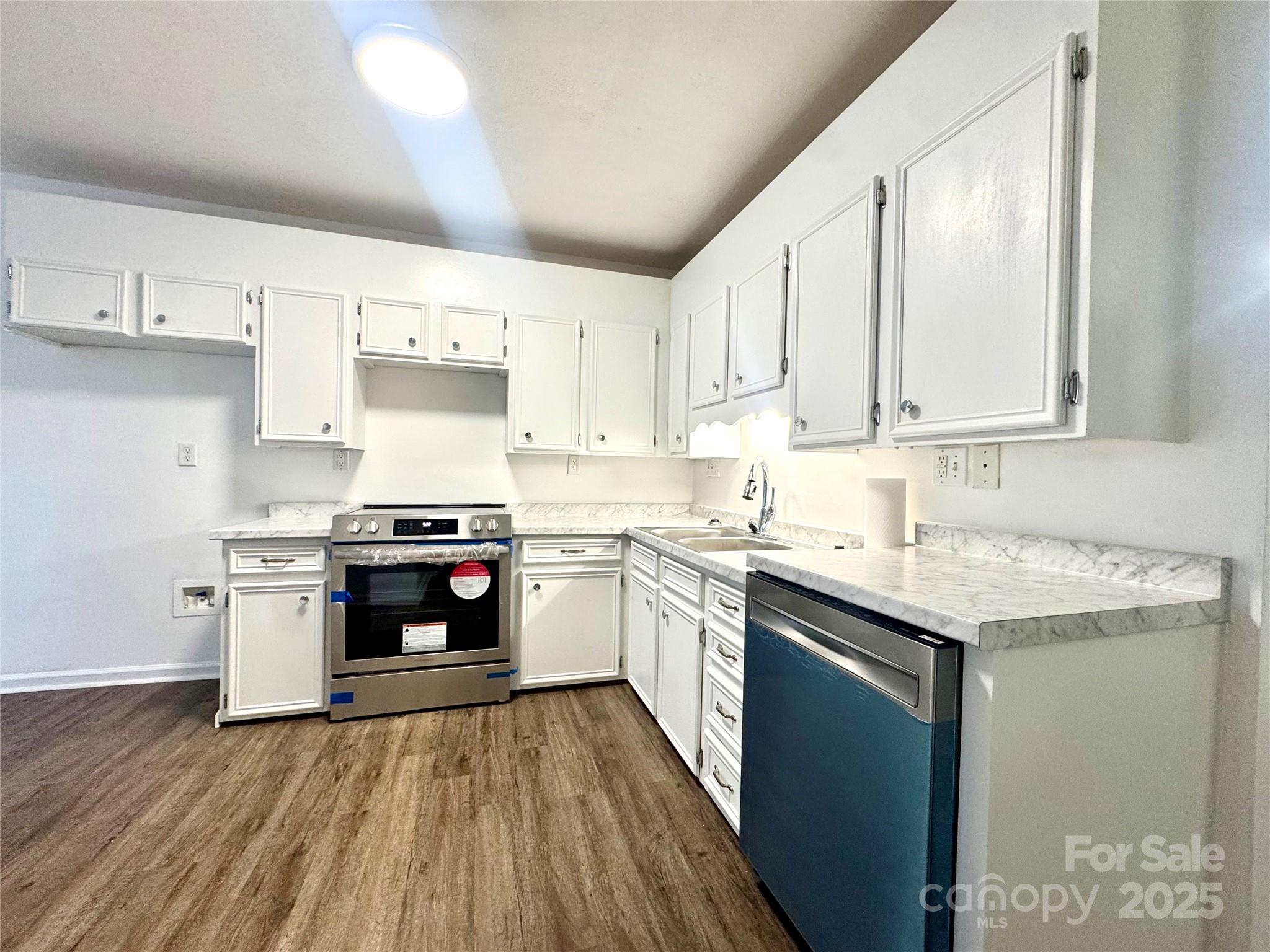 Photo 7 of 117 24th Street NW