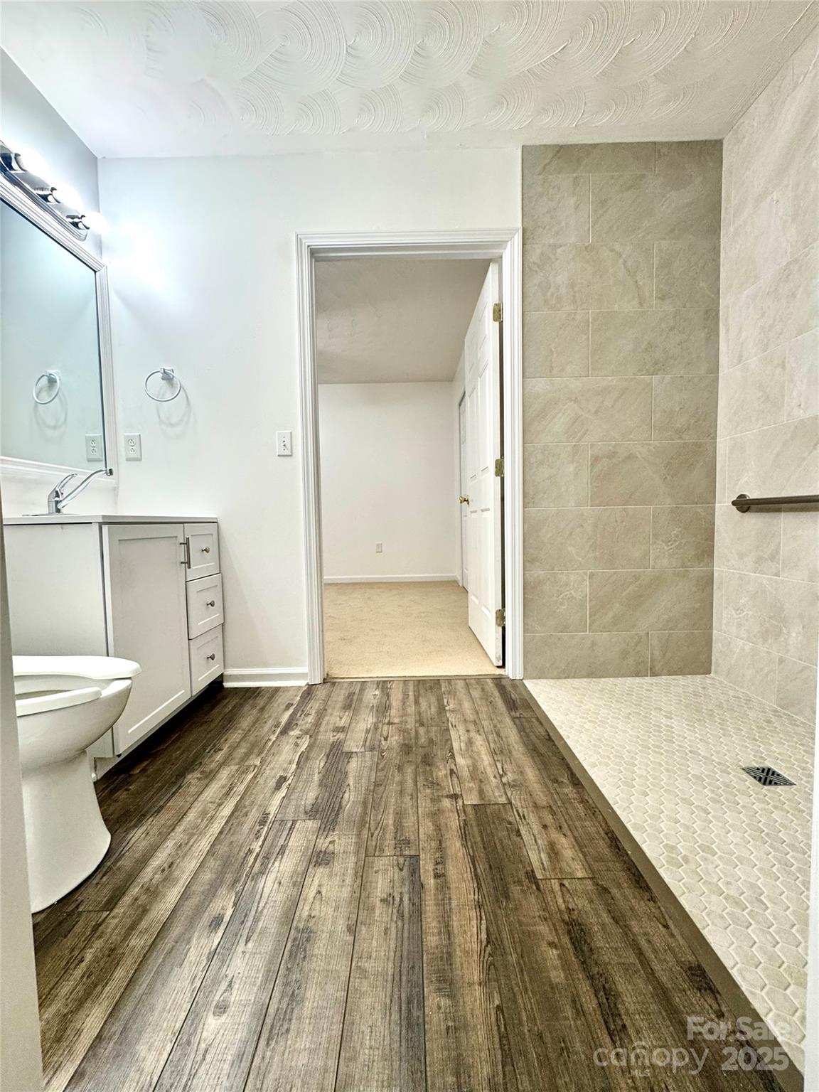 Photo 19 of 117 24th Street NW