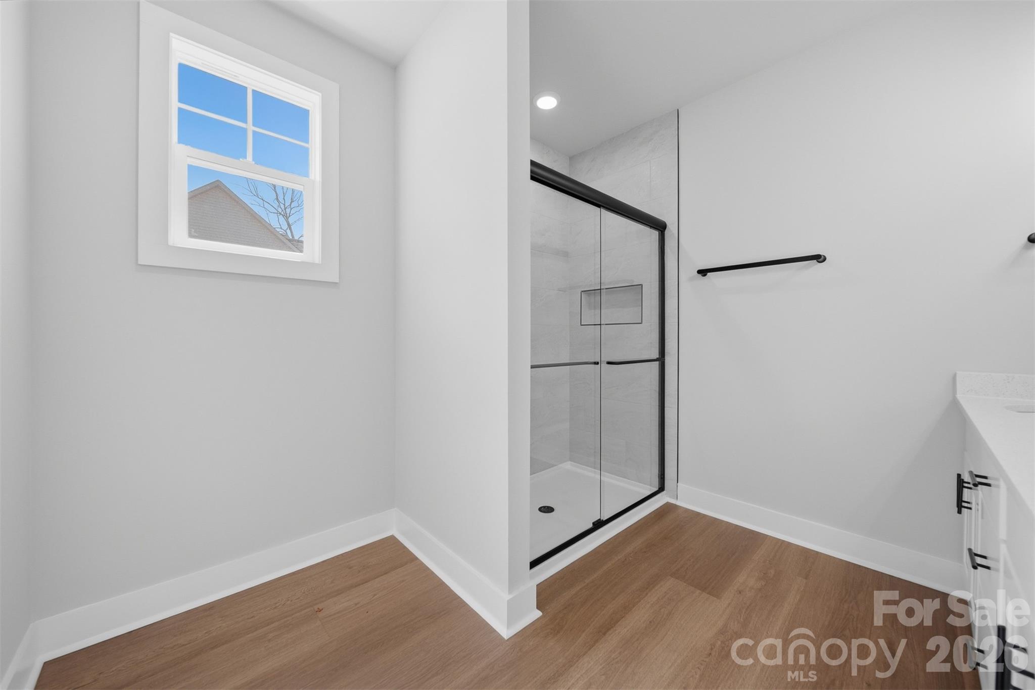 Photo 42 of 2426 Kimberly Avenue