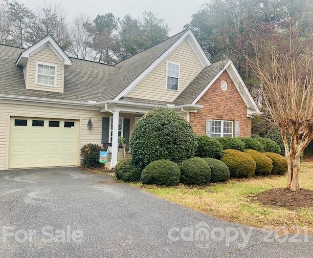 3828 16th Street NE, Hickory