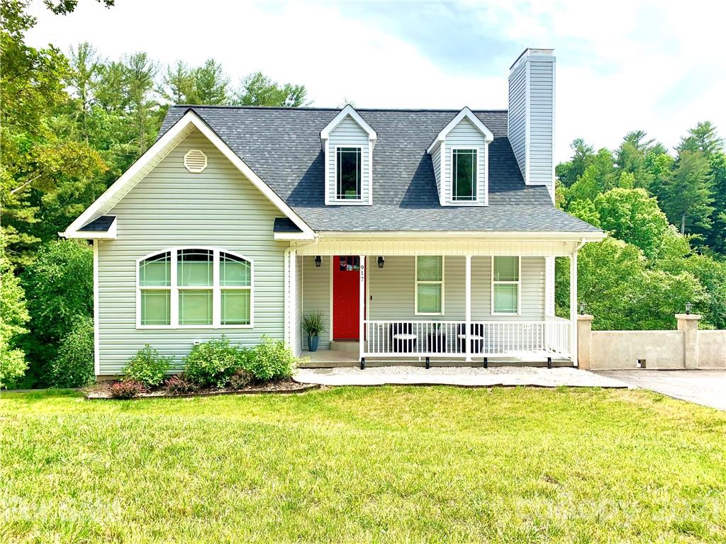 917 36th Avenue NW, Hickory