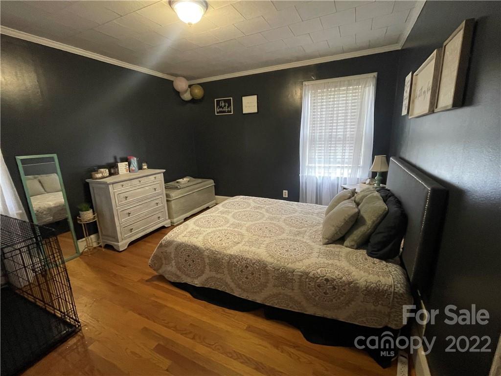 Photo 12 of 816 Bellview Avenue NE