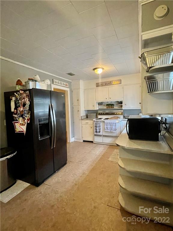 Photo 8 of 816 Bellview Avenue NE
