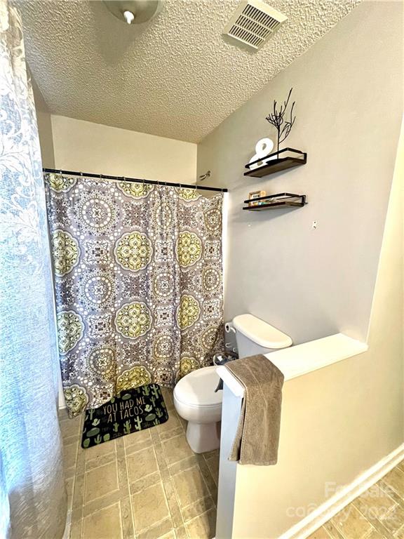 Photo 12 of 402 Trillium Court SW