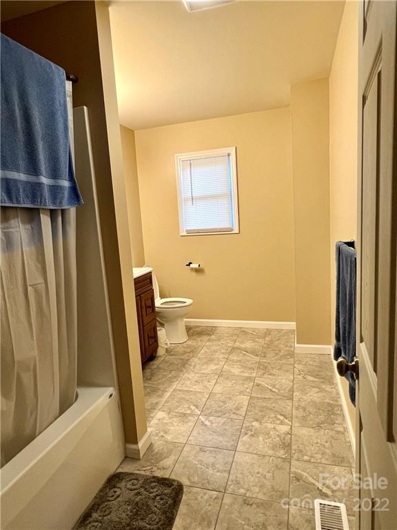 Photo 17 of 206 Blackberry Lane